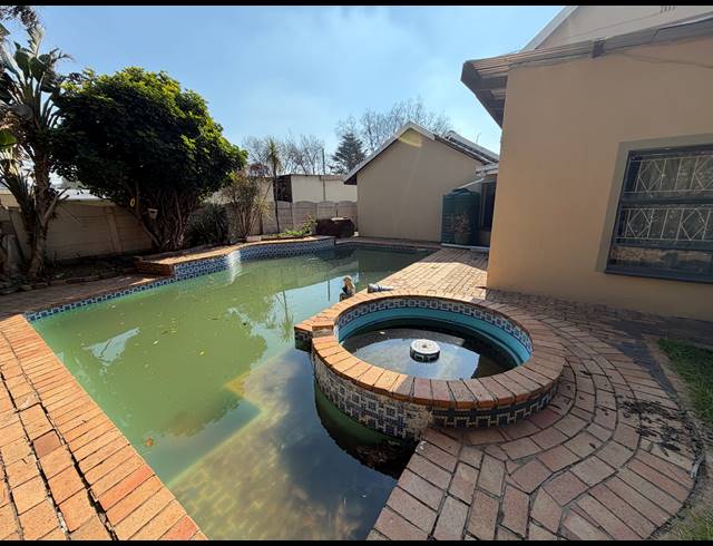 4 BEDROOM HOUSE FOR SALE IN BRENTHURST